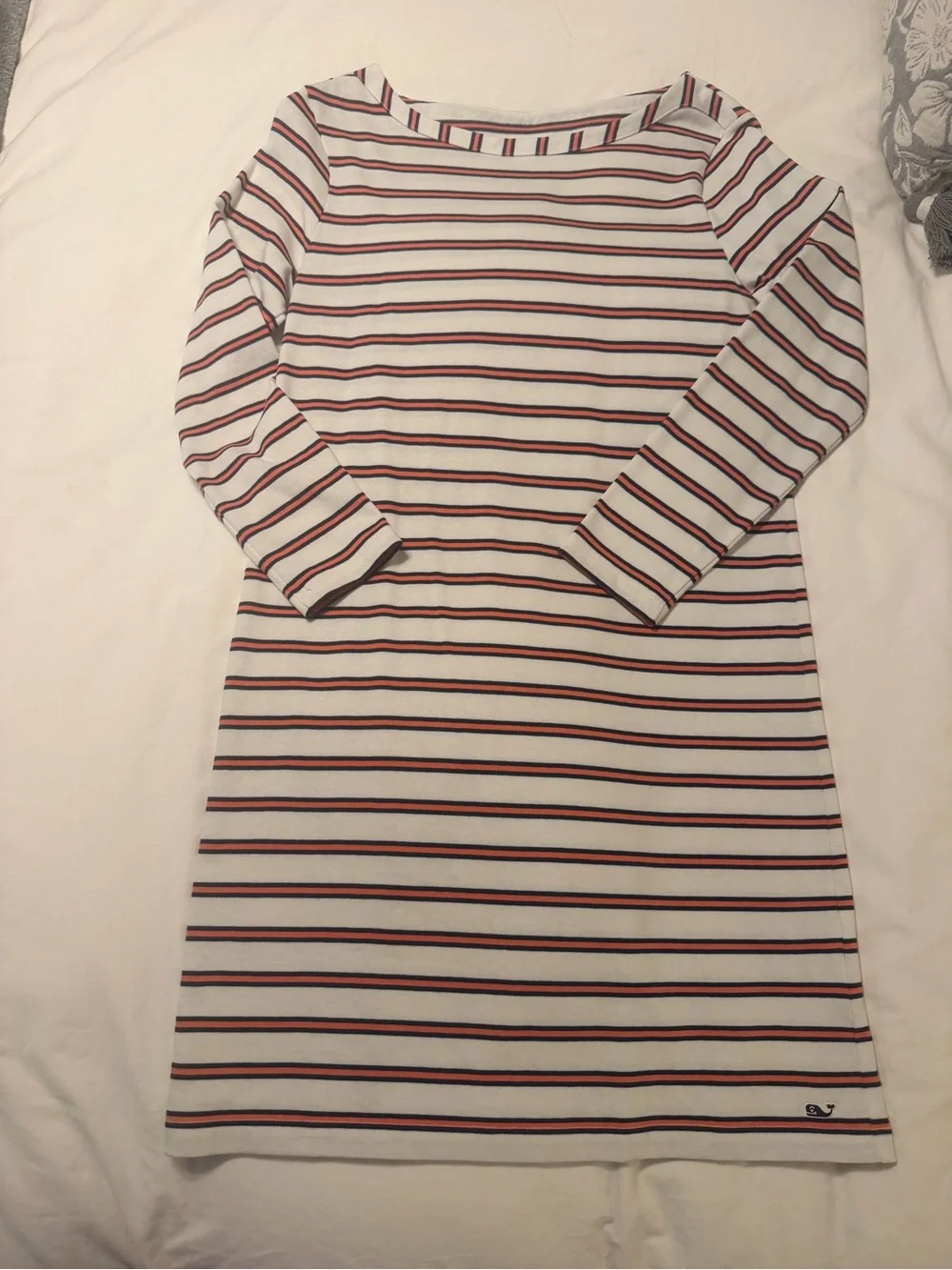 Vineyard Vines Dress - Picture 2 of 5